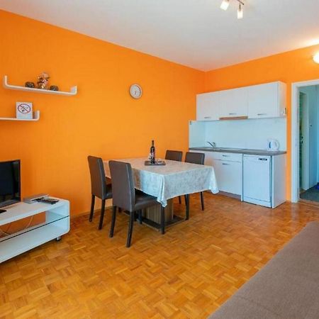 Apartment Mira Crikvenica Buitenkant foto