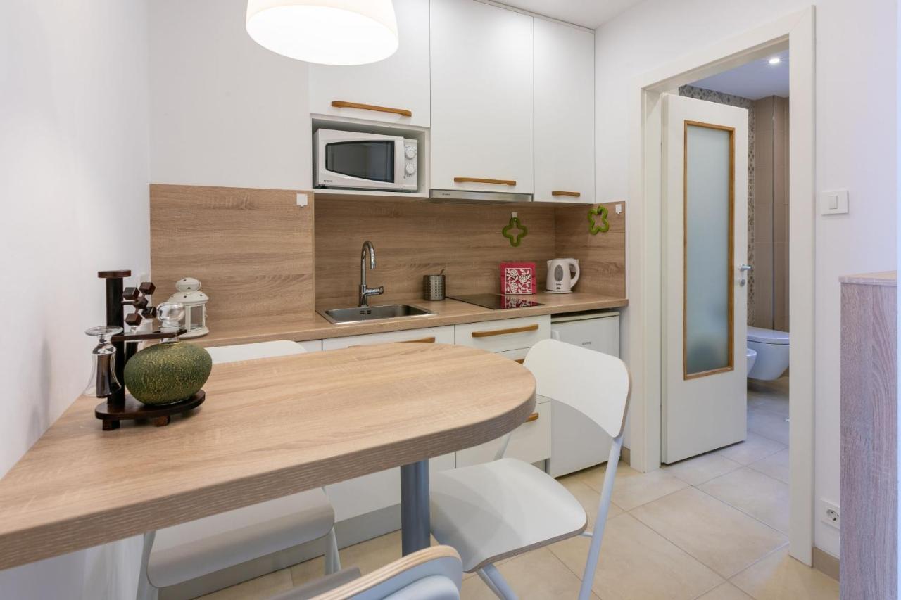 Apartment Mira Crikvenica Buitenkant foto