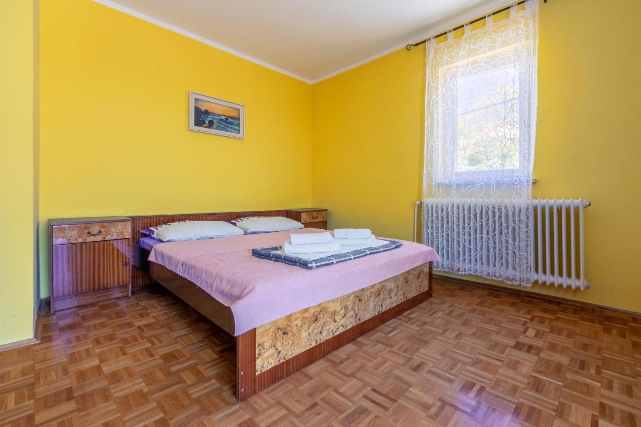 Apartment Mira Crikvenica Buitenkant foto