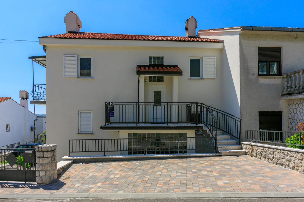 Apartment Mira Crikvenica Buitenkant foto