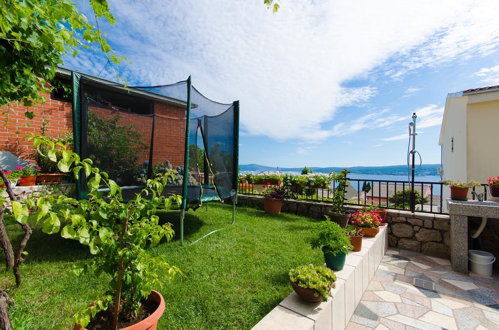 Apartment Mira Crikvenica Buitenkant foto
